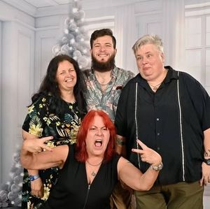 Meet your Posher, Maria